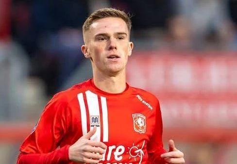 他们不仅为 他们不仅为