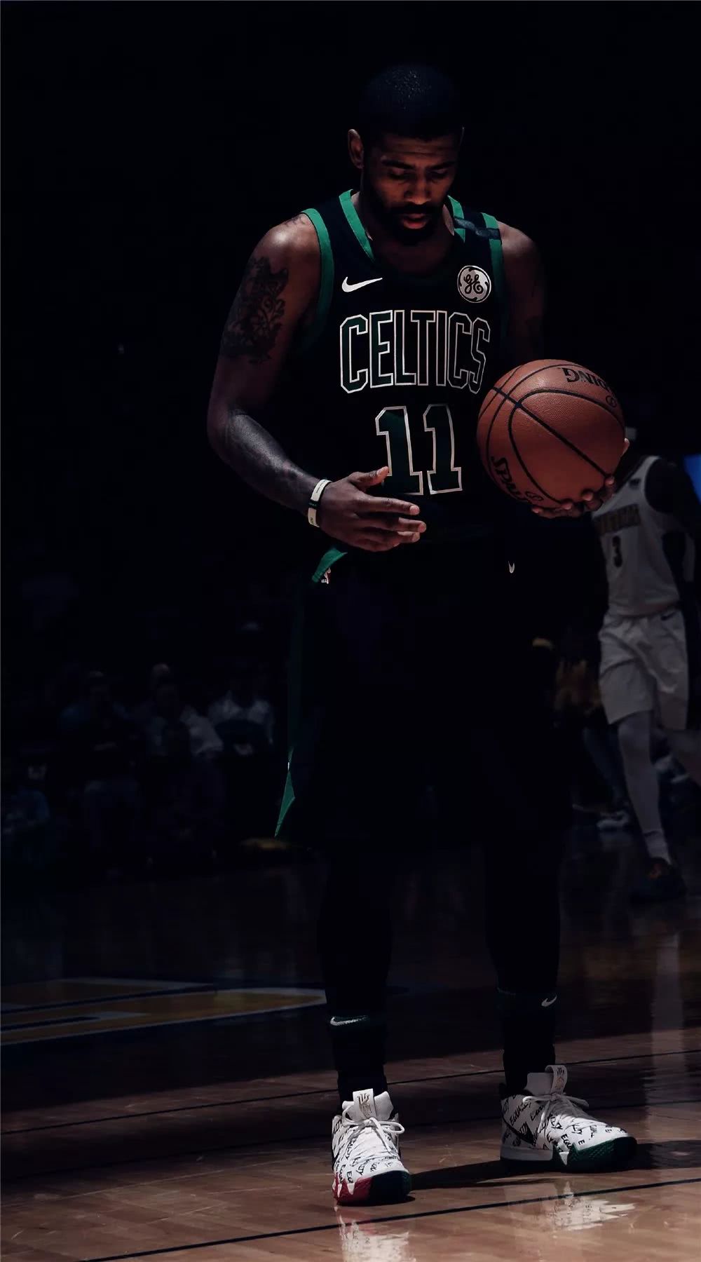 相比之下 相比之下